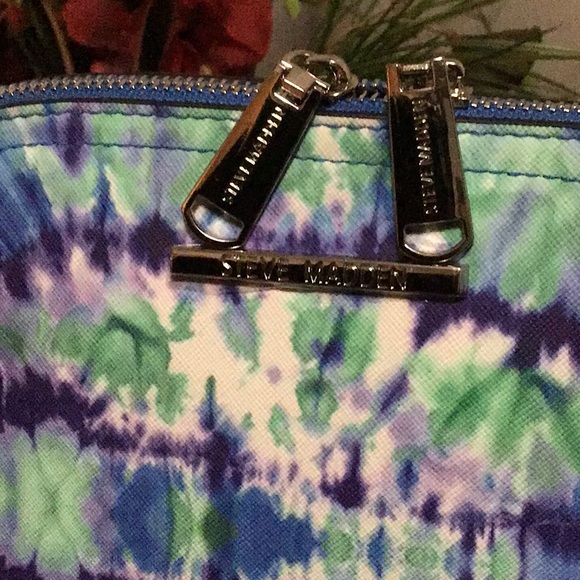 Steve Madden BMAGGIE Crossbody- Tie Dye - Picture 8 of 13